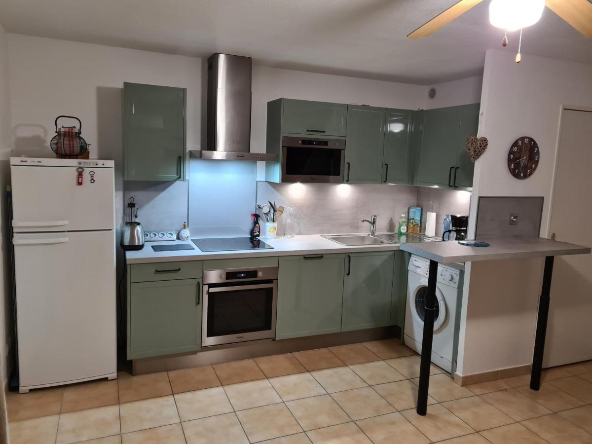 Côte D'azur: Private Oasis With Pool Near